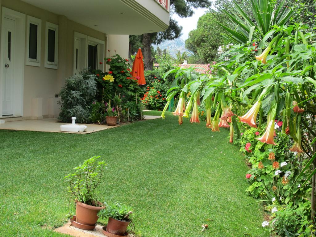 Villa Verde Apart-Hotel Nea Makri Exterior photo