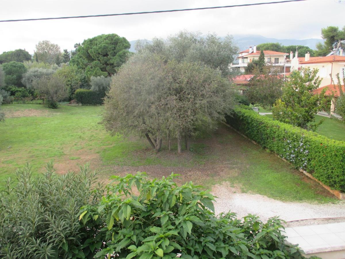 Villa Verde Apart-Hotel Nea Makri Exterior photo